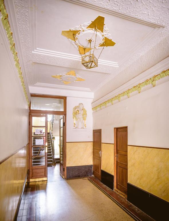 A/C + Terrace Breakfast At Tiffany'S Apartamento Praga Exterior foto
